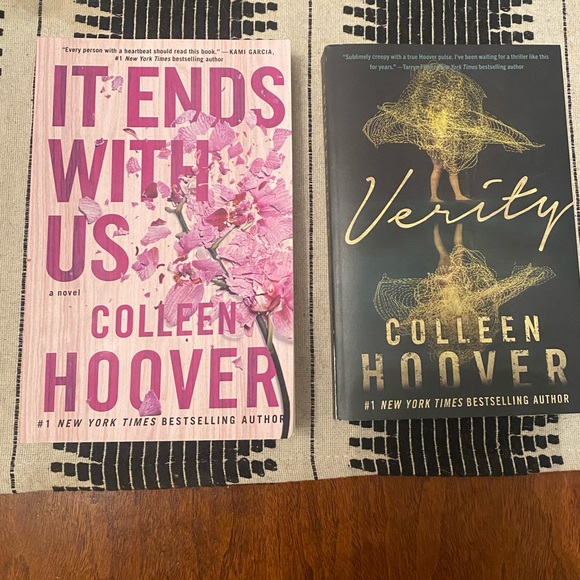Colleen Hoover Books - Picture 1 of 1